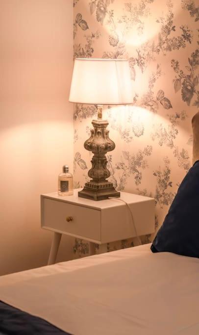 Logement Centre Ville De Reims - Commerces - Wifi Экстерьер фото